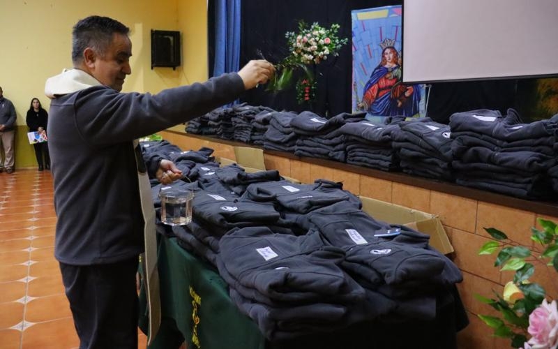 Un Símbolo de Historia y Misión: Comunidad Educativa se Viste para los 120 Años del Colegio Salesiano